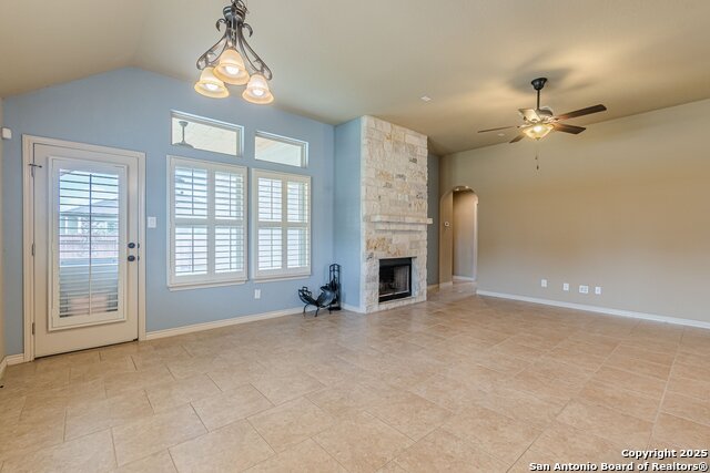 Listing photo id 18 for 15522 Echo