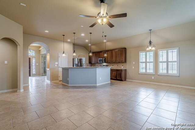 Listing photo id 20 for 15522 Echo