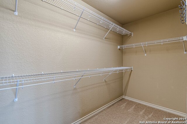 Listing photo id 25 for 15522 Echo