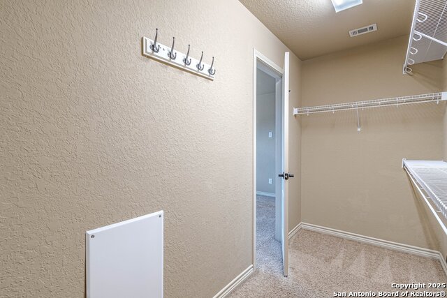 Listing photo id 26 for 15522 Echo