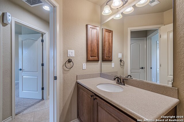 Listing photo id 35 for 15522 Echo