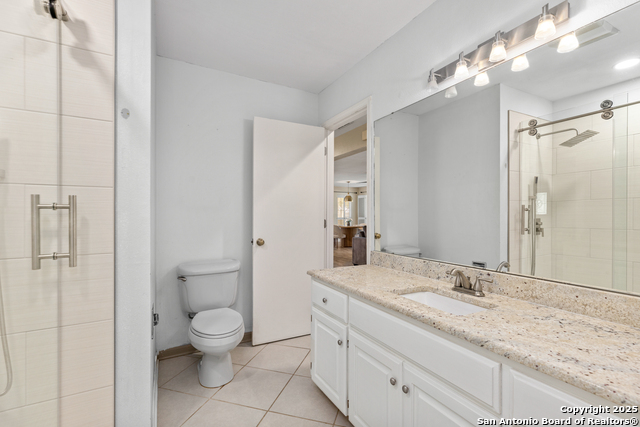 Listing photo id 24 for 9114 Oak Downs Dr