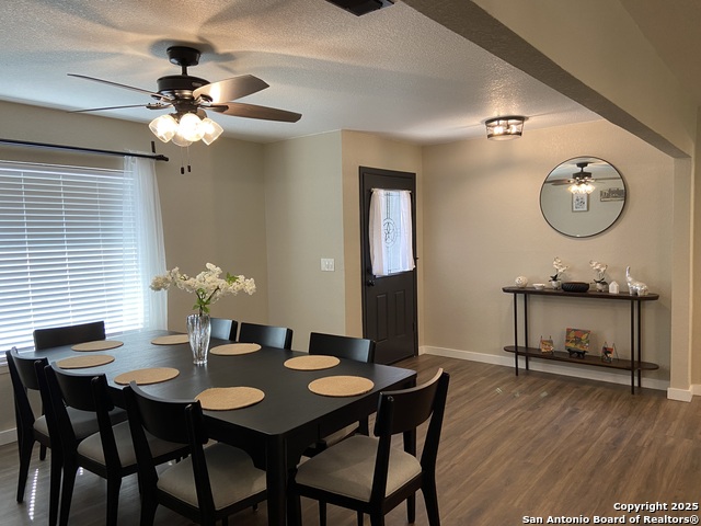 Listing photo id 10 for 326 Riverview