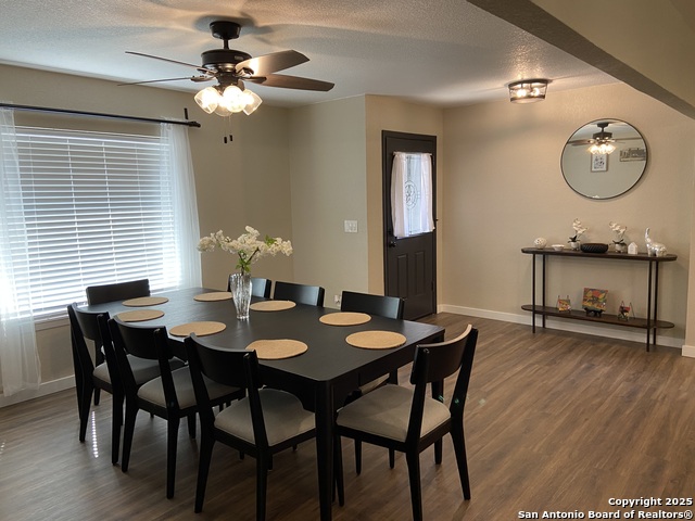Listing photo id 11 for 326 Riverview