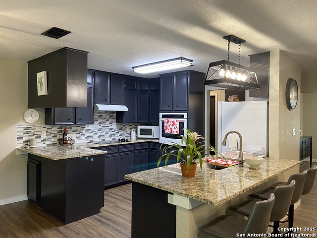 Listing photo id 22 for 326 Riverview