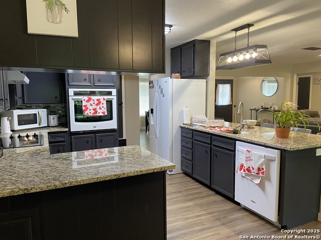 Listing photo id 24 for 326 Riverview