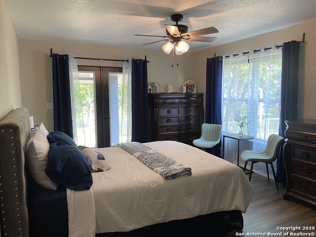 Listing photo id 27 for 326 Riverview
