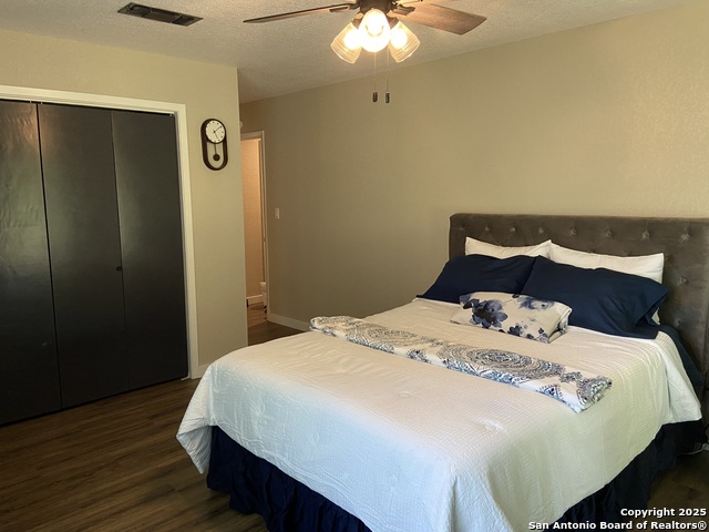 Listing photo id 29 for 326 Riverview