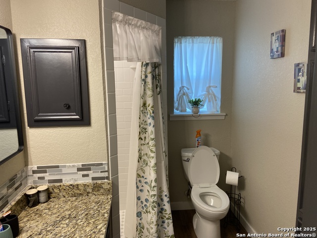Listing photo id 30 for 326 Riverview