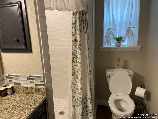 Listing photo id 32 for 326 Riverview
