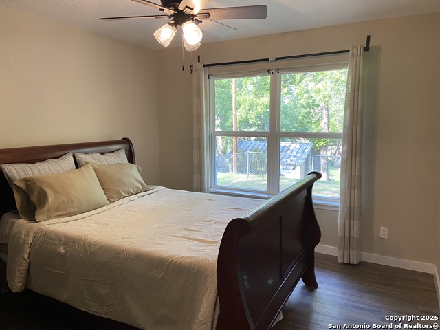 Listing photo id 35 for 326 Riverview