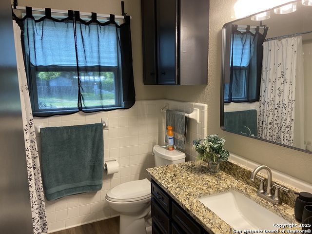 Listing photo id 37 for 326 Riverview
