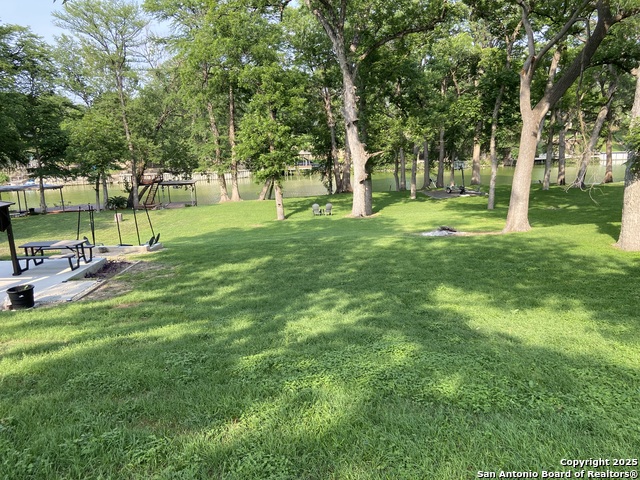 Listing photo id 55 for 326 Riverview