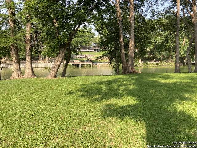 Listing photo id 62 for 326 Riverview