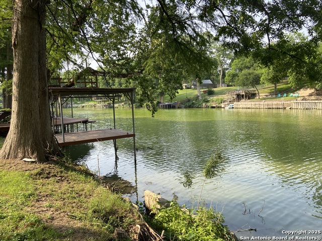 Listing photo id 64 for 326 Riverview