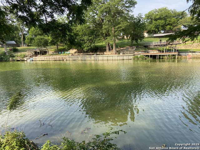 Listing photo id 65 for 326 Riverview