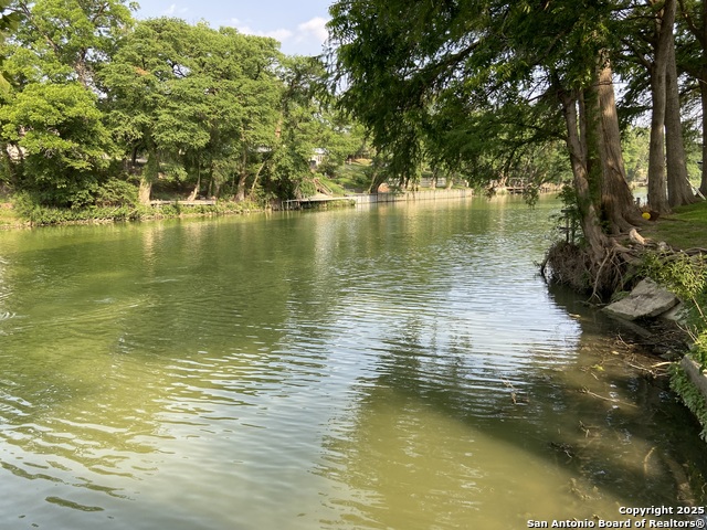 Listing photo id 72 for 326 Riverview