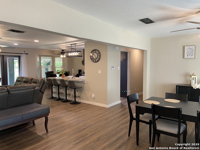 Listing photo id 6 for 326 Riverview