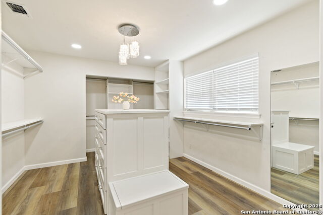 Listing photo id 19 for 430 Yosemite Drive
