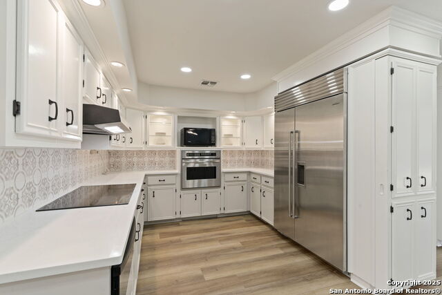 Listing photo id 5 for 430 Yosemite Drive