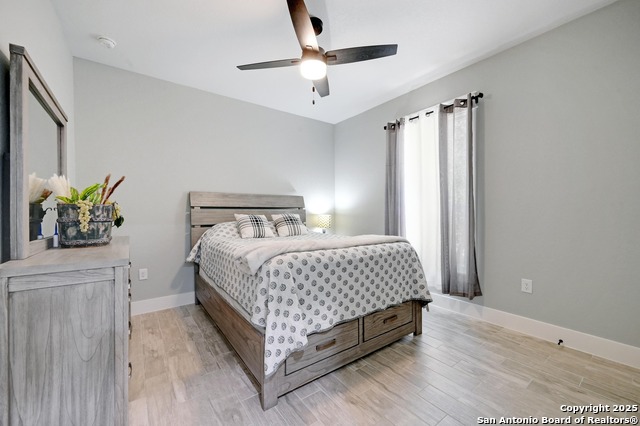 Image 34 of 61 For 149 Chisum Trail Dr