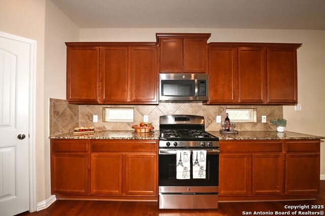 Image 12 of 40 For 14402 Palomino Place