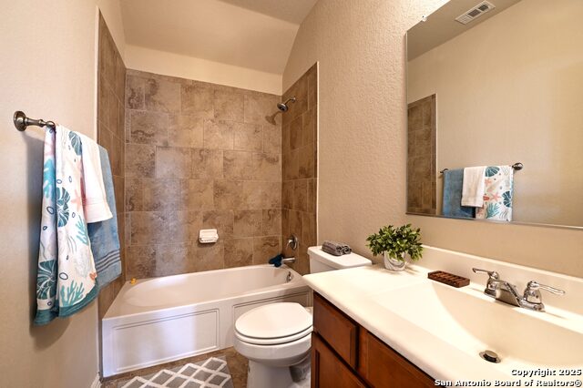 Image 33 of 40 For 14402 Palomino Place