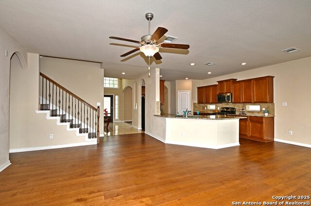 Image 9 of 40 For 14402 Palomino Place