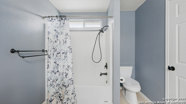 Listing photo id 23 for 1070 Northpark
