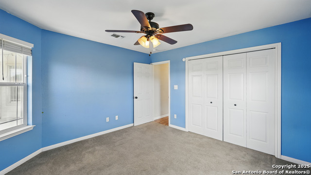 Listing photo id 29 for 1070 Northpark