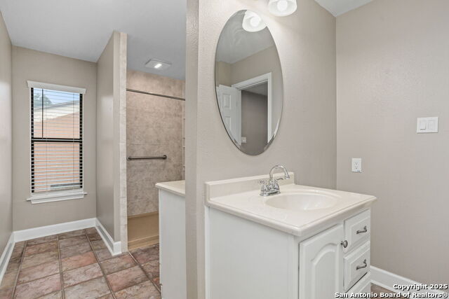 Image 21 of 34 For 9502 Campton Farms