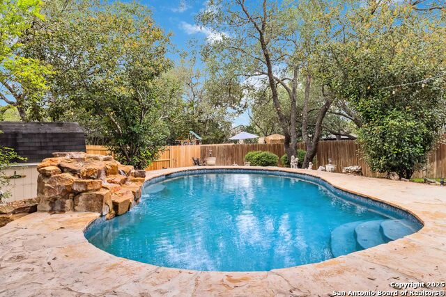 Image 3 of 35 For 21211 La Ladera