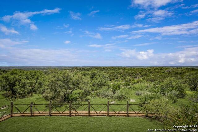 Listing photo id 36 for 286 Settlers