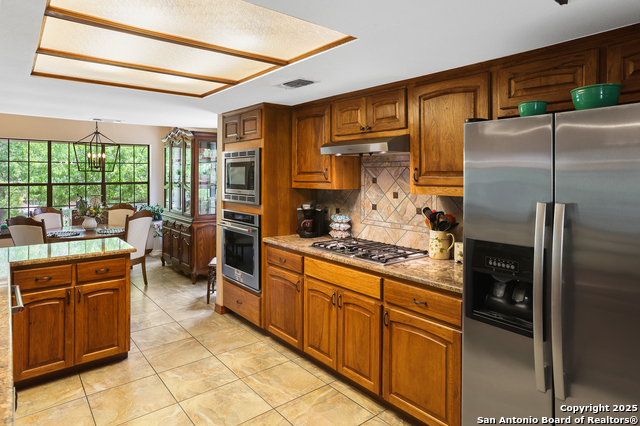 Image 11 of 40 For 2251 Bunker St