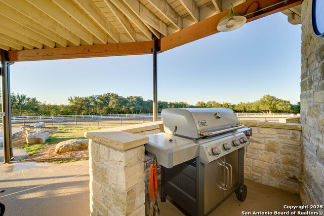 Listing photo id 17 for 24005 Pedernales Canyon Trl