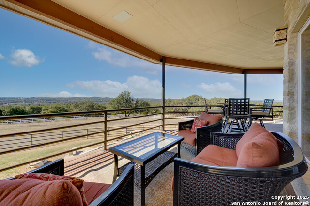 Listing photo id 21 for 24005 Pedernales Canyon Trl