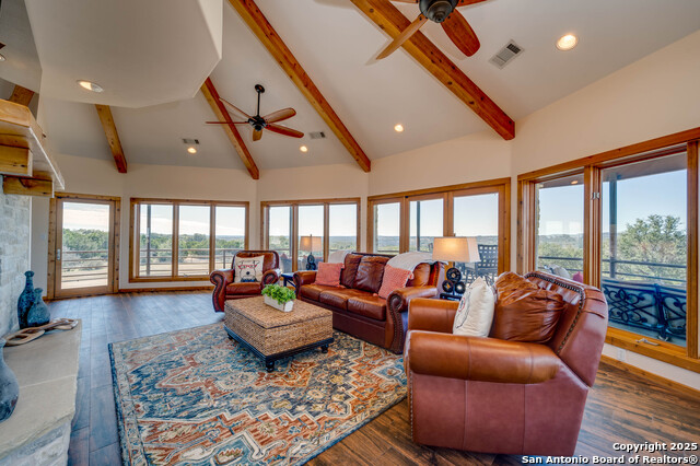 Listing photo id 40 for 24005 Pedernales Canyon Trl