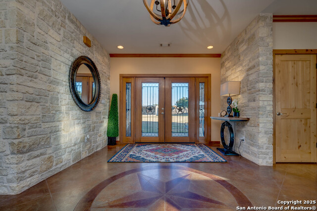 Listing photo id 5 for 24005 Pedernales Canyon Trl