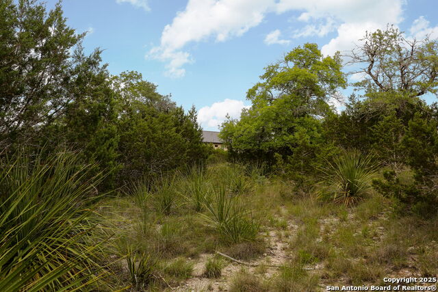 Listing photo id 11 for 27275 Ranchland Vw
