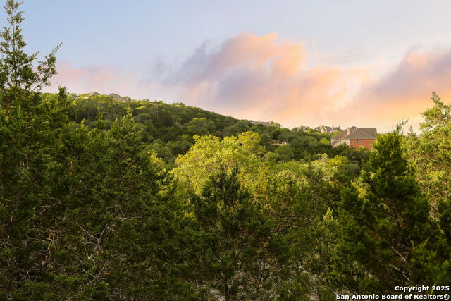 Listing photo id 12 for 27275 Ranchland Vw