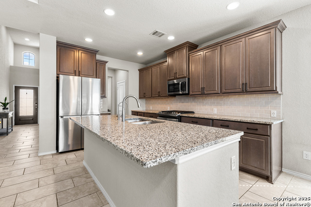 Image 15 of 45 For 2126 Elysian