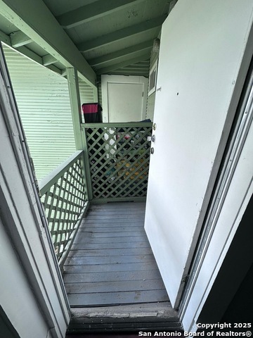 Listing photo id 8 for 415 Locust E 3