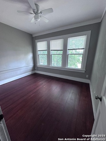 Listing photo id 2 for 415 Locust E 3