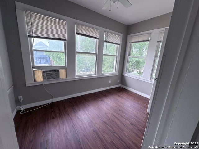 Listing photo id 4 for 415 Locust E 3
