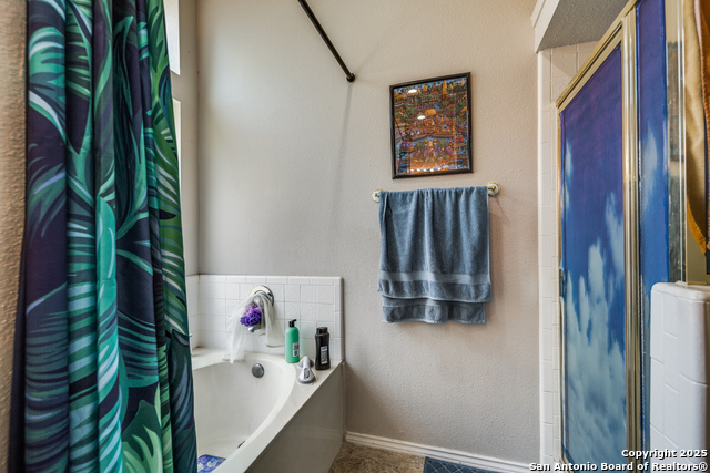 Image 14 of 25 For 1027 Hedgestone
