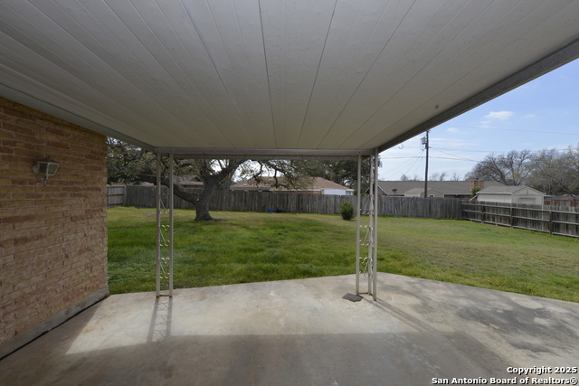 Image 22 of 29 For 706 Richfield