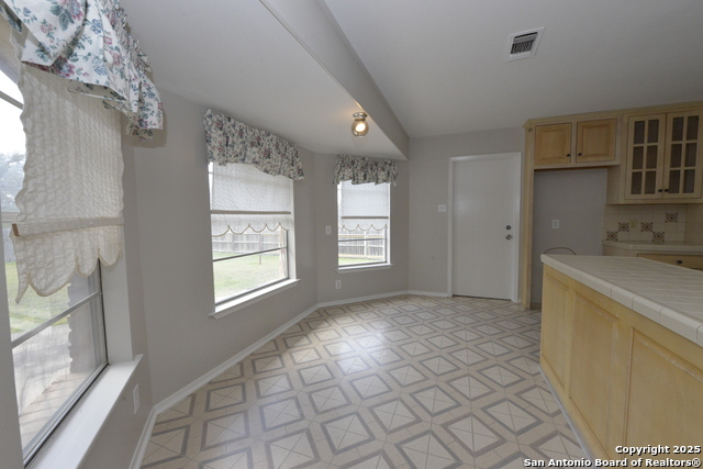 Image 8 of 29 For 706 Richfield