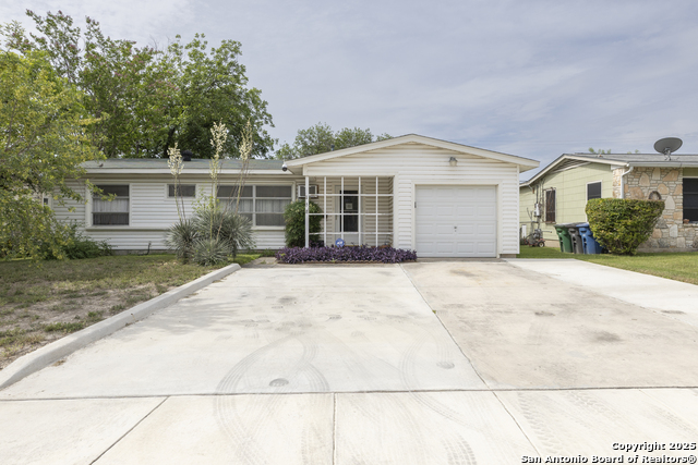 Details for 158 Lively Dr, San Antonio, TX 78213