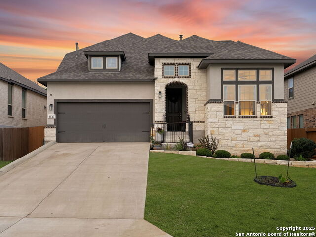 Details for 1527 Balcones Fault, New Braunfels, TX 78132