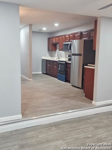 Image 4 of 20 For 110 Heather Ave